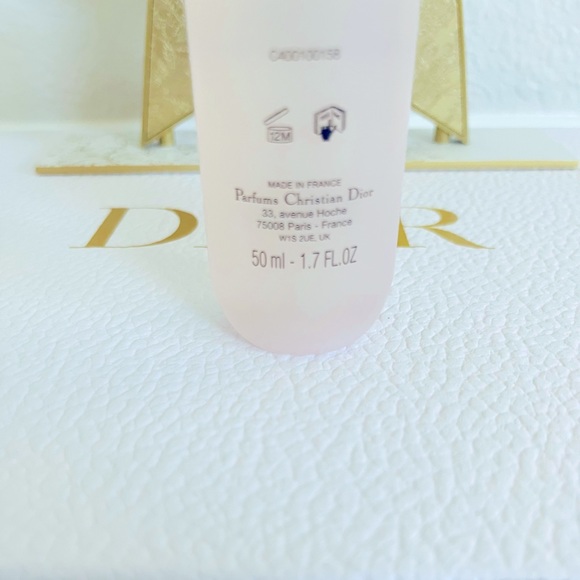 NWOT dior capture Totale intensive lotion - 50ml - Picture 2 of 2